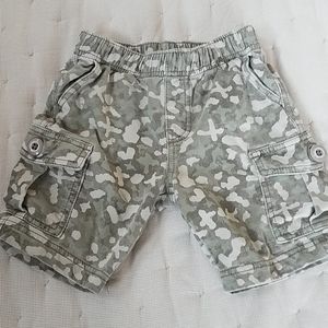 Tea collection cargo shorts